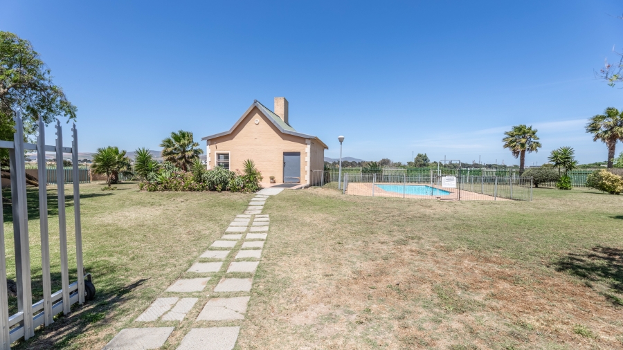 2 Bedroom Property for Sale in Table View Western Cape